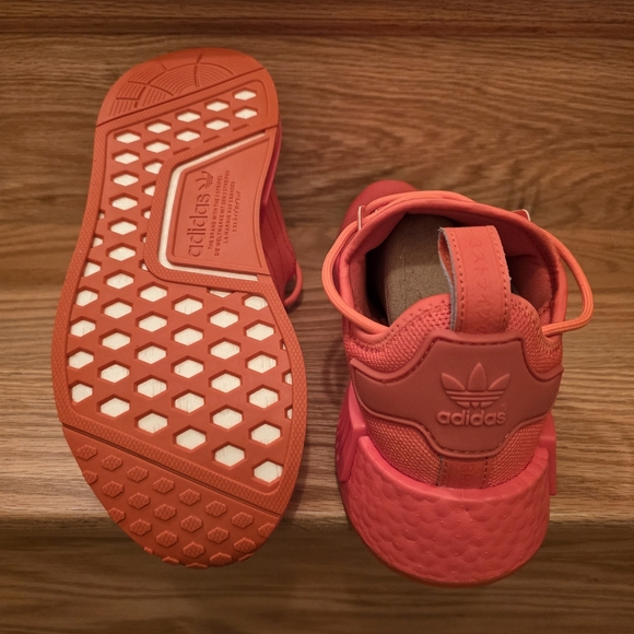 Adidas NMD R1 Sneaker in Orange, Size 6.5 - Picture 4 of 6